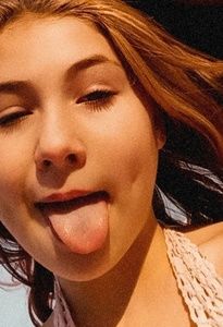 Meet your Posher, Kaleigh